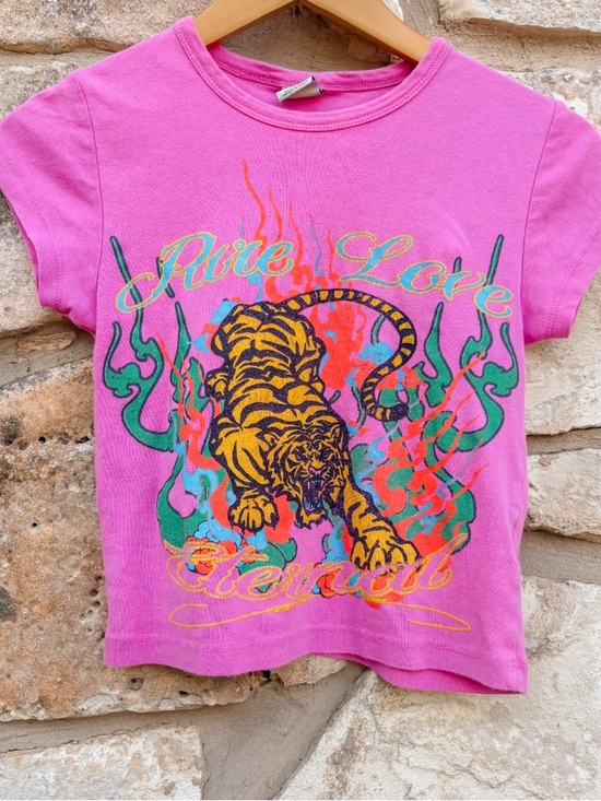 Urban Outfitters Tops - Urban Outfitters Pink Graphic Tee with Tiger Flame Print medium